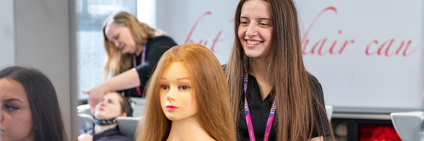 Course Banner - Hair, Beauty & Make Up