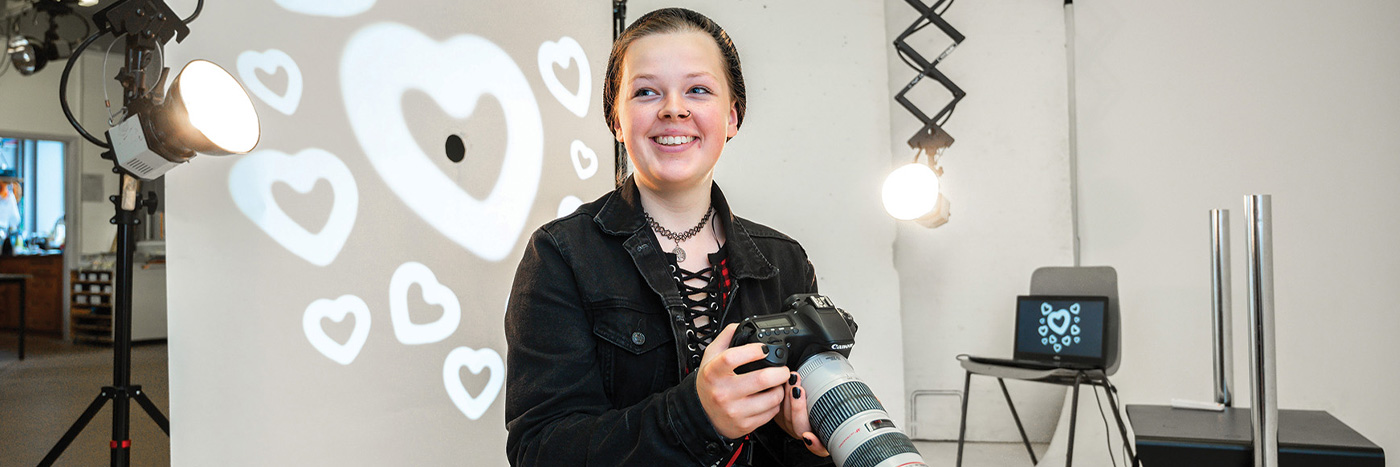 Course Banner - Graphic Design & Photography 3